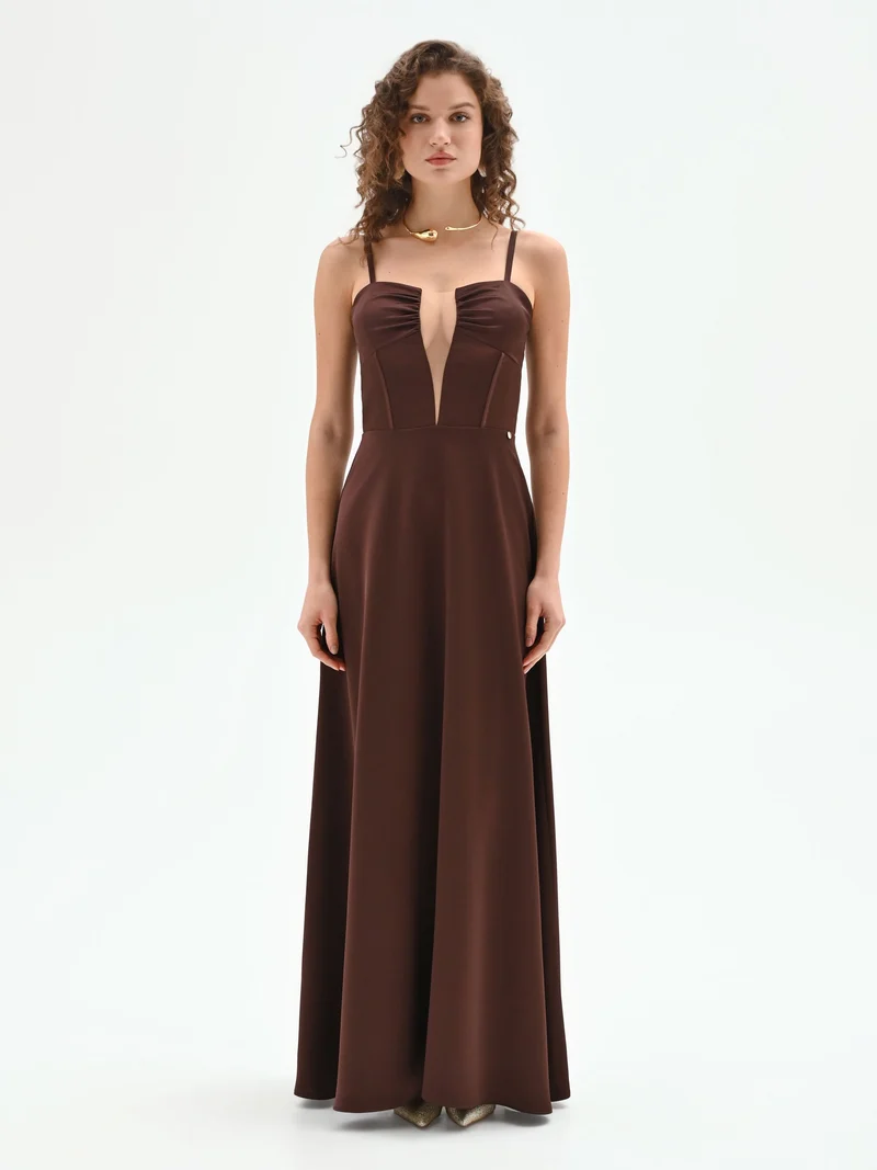 Abito lungo cioccolato con inserto in tulle