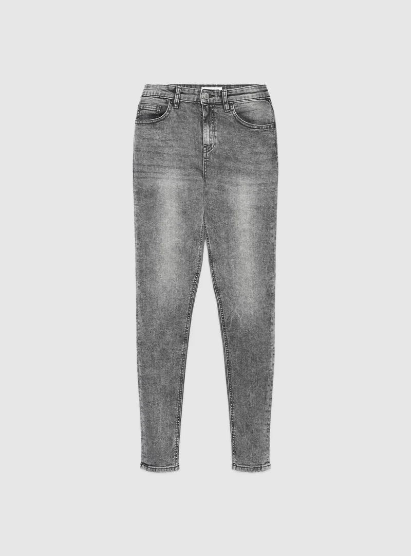 Jeans skinny a vita media