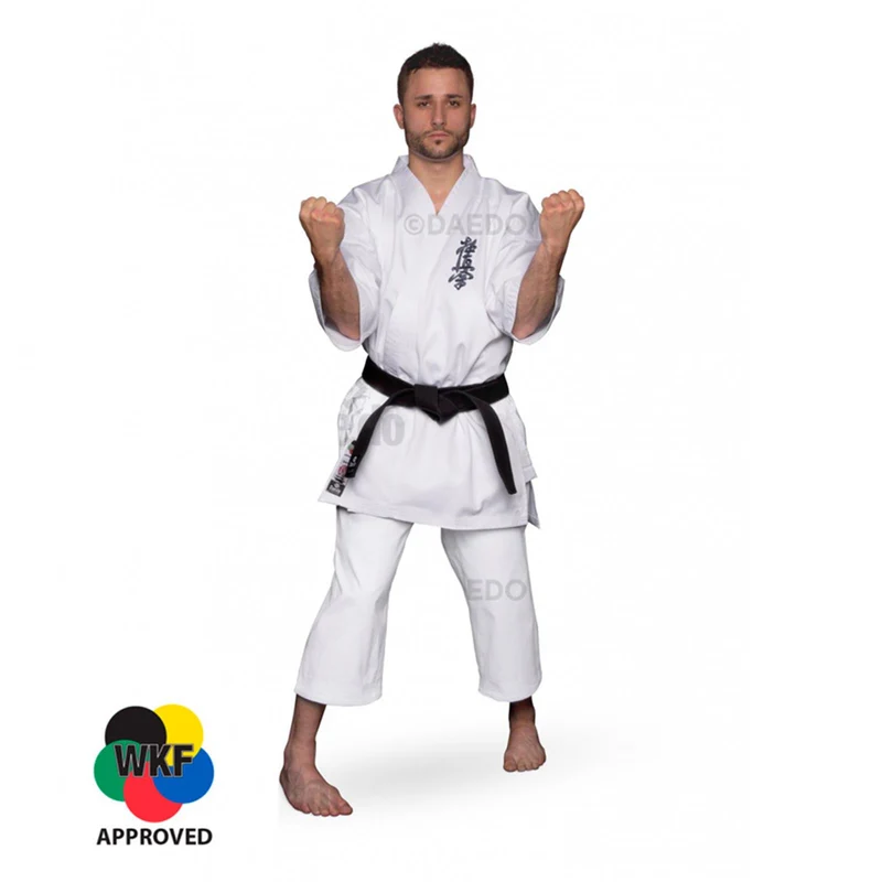 Karategi Kyokushinkai "Shodan" Daedo