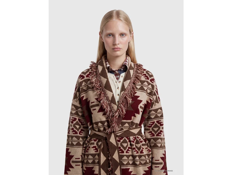 Giacca in maglia jacquard con frange