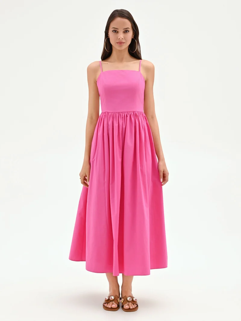 Abito midi fucsia con gonna ampia