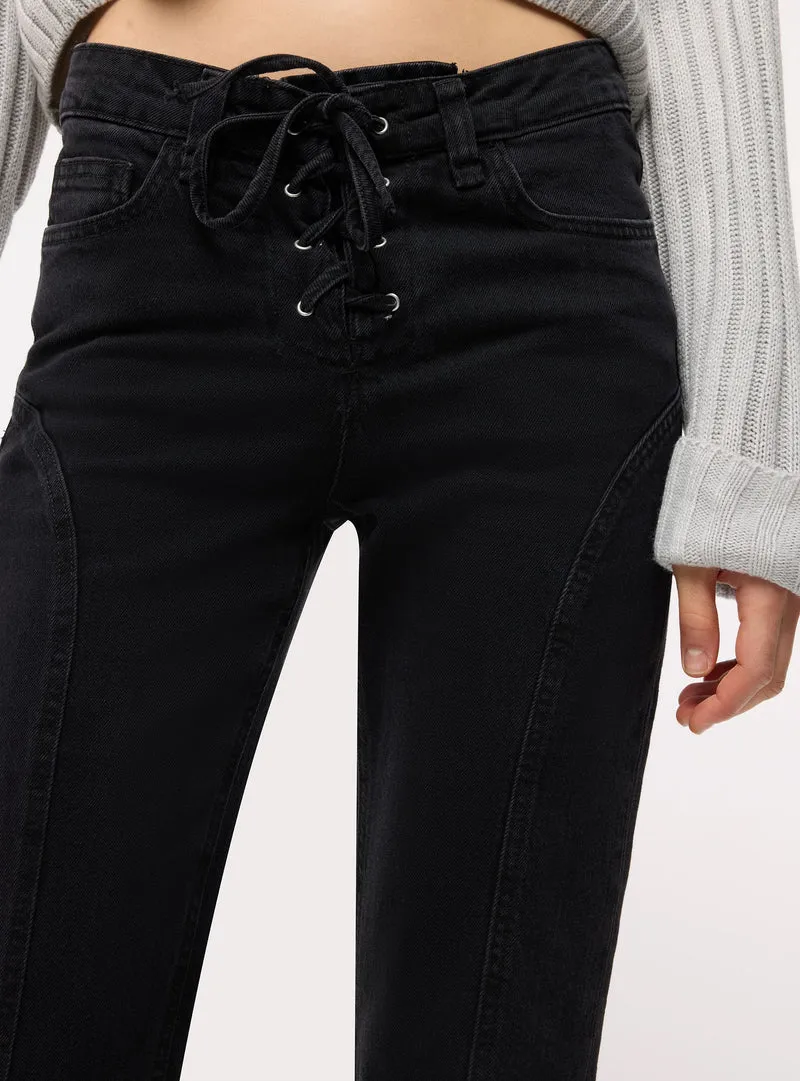 Jeans bootcut con allacciatura