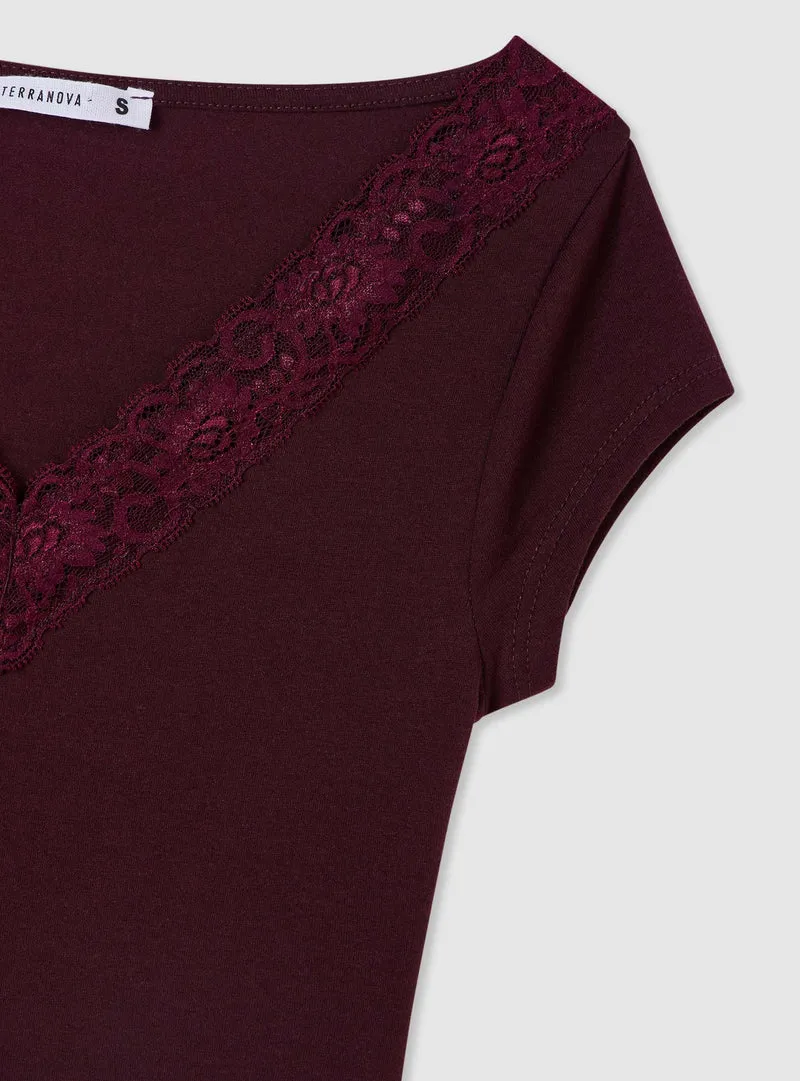 T-shirt con inserto in pizzo