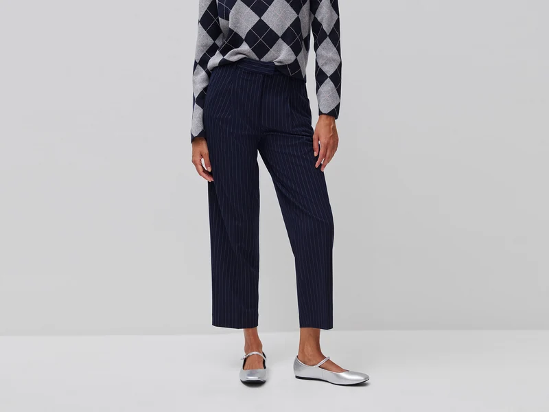 Pantaloni gessati carrot fit