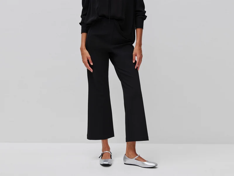 Pantaloni eleganti a trombetta in misto viscosa stretch
