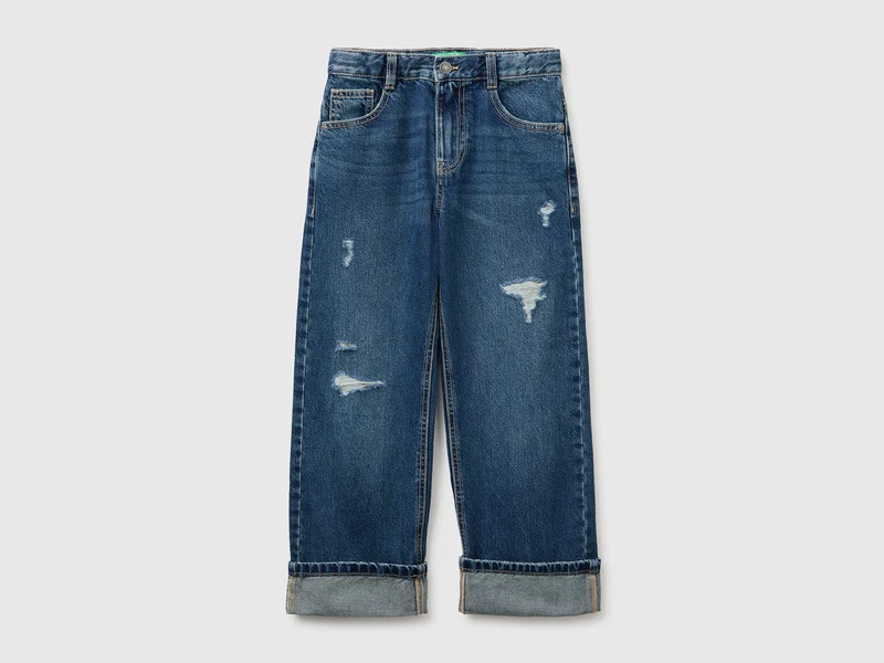 Jeans straight fit con rotture