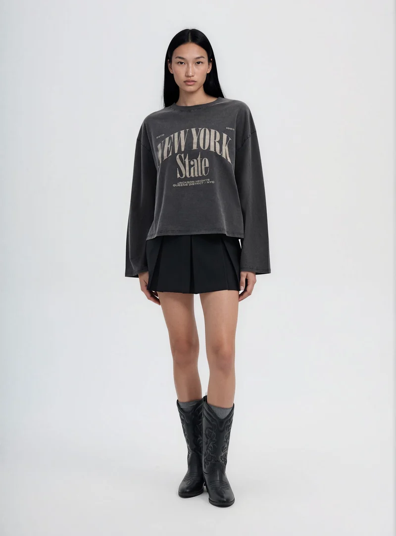 T-shirt ampia con stampa college