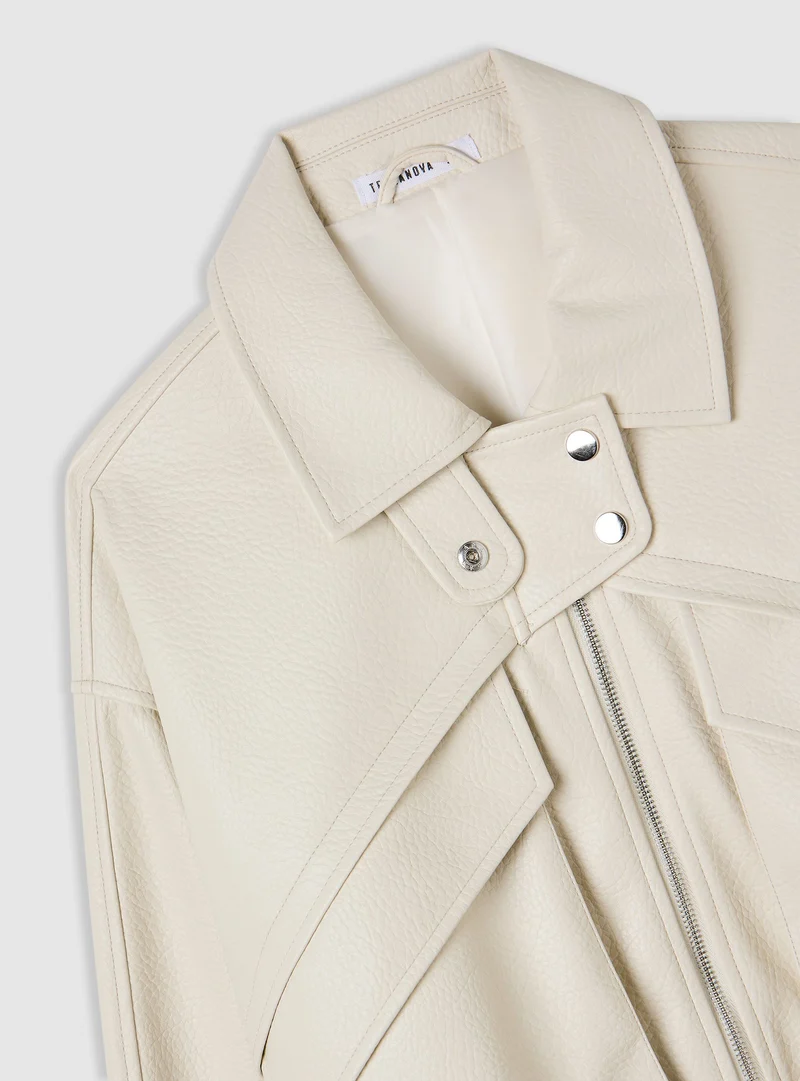 Bomber crop con tasche applicate