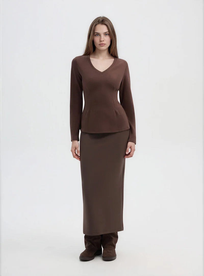 T-shirt a maniche lunghe con scollo a V