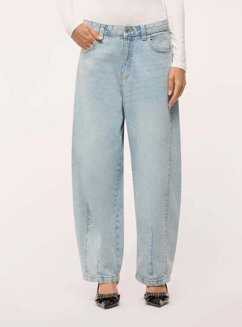 Jeans barrel a tinta unita