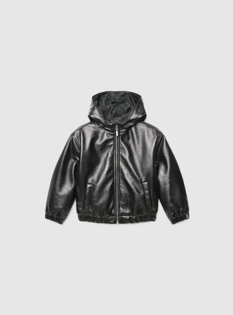 Bomber con cappuccio in similpelle