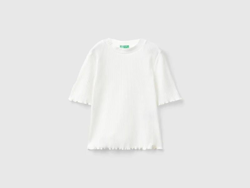 T-shirt lupetto a manica corta
