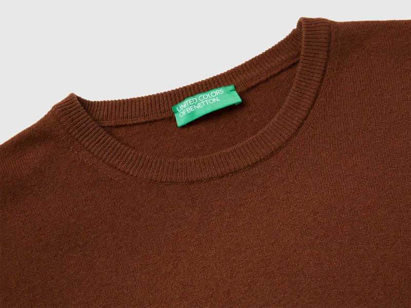 Maglia girocollo marrone scuro in pura lana Merino