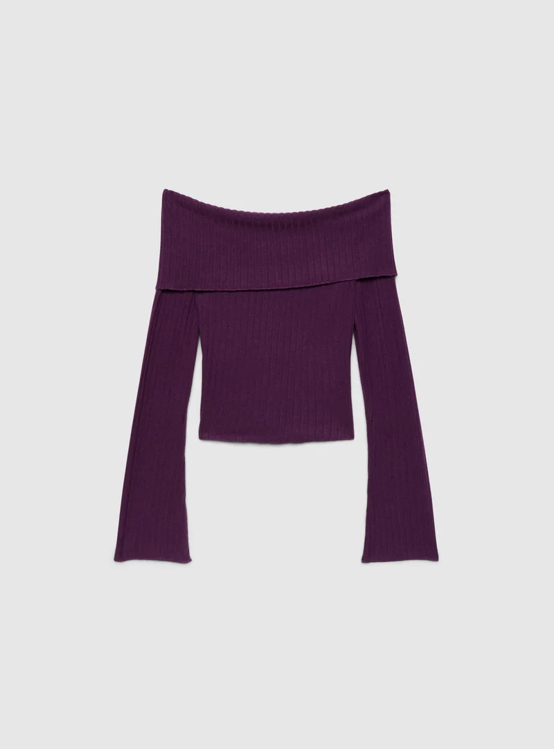 T-shirt a coste con spalle scoperte