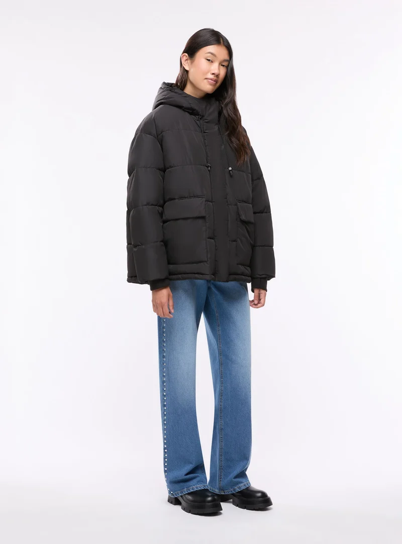 Giubbotto imbottito oversize con cappuccio
