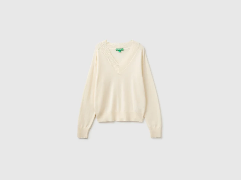 Maglia morbida con scollo a V in misto cashmere