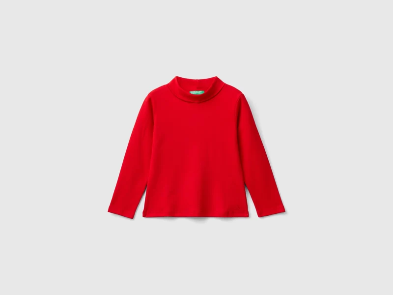 T-shirt dolcevita in caldo cotone