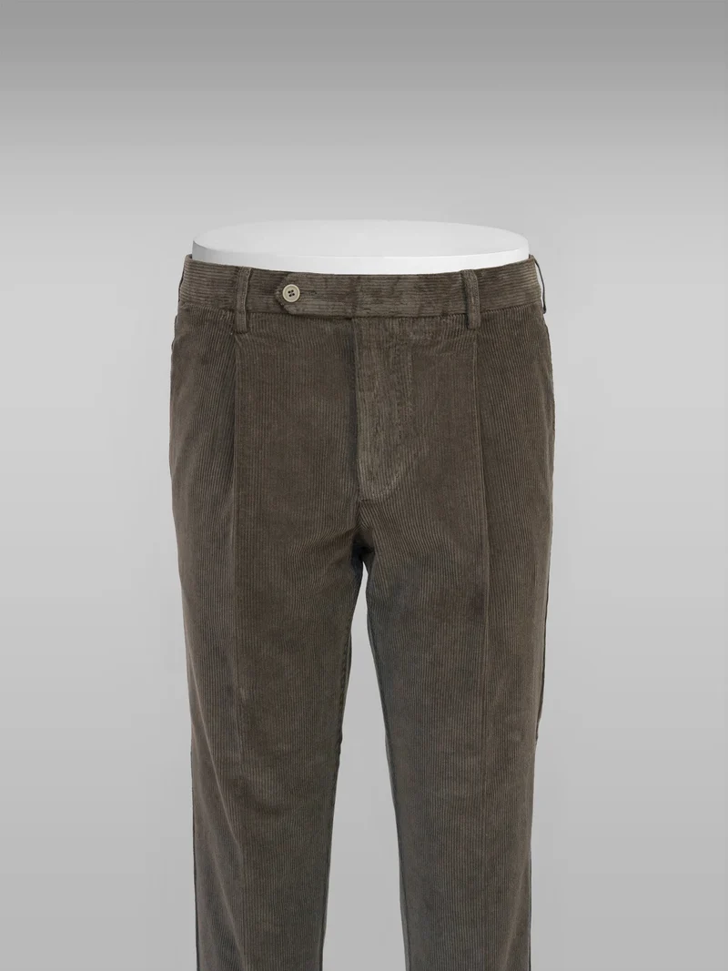 Brown corduroy sport trousers 1 pleat