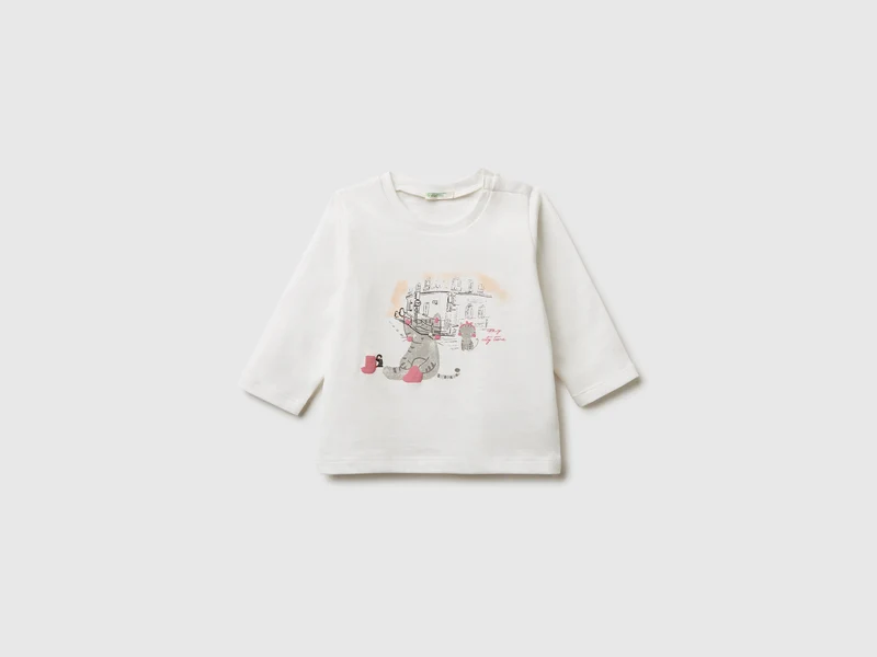 T-shirt con stampa in rilievo