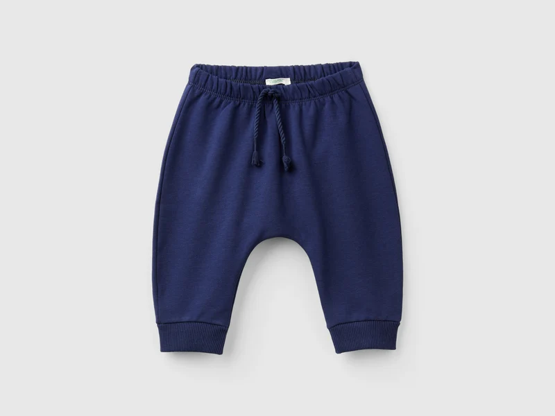 Pantaloni in calda felpa con taschino
