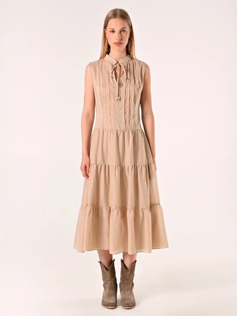 Abito a Balze Beige in Cotone