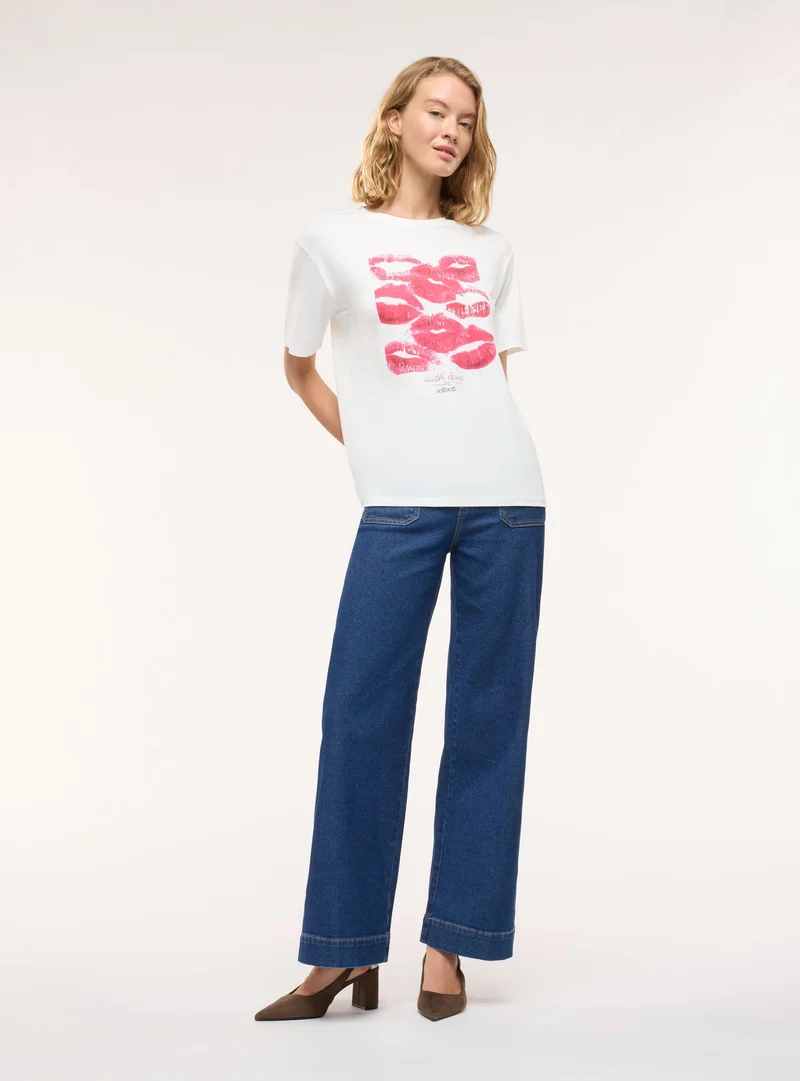T-shirt ampia con stampa