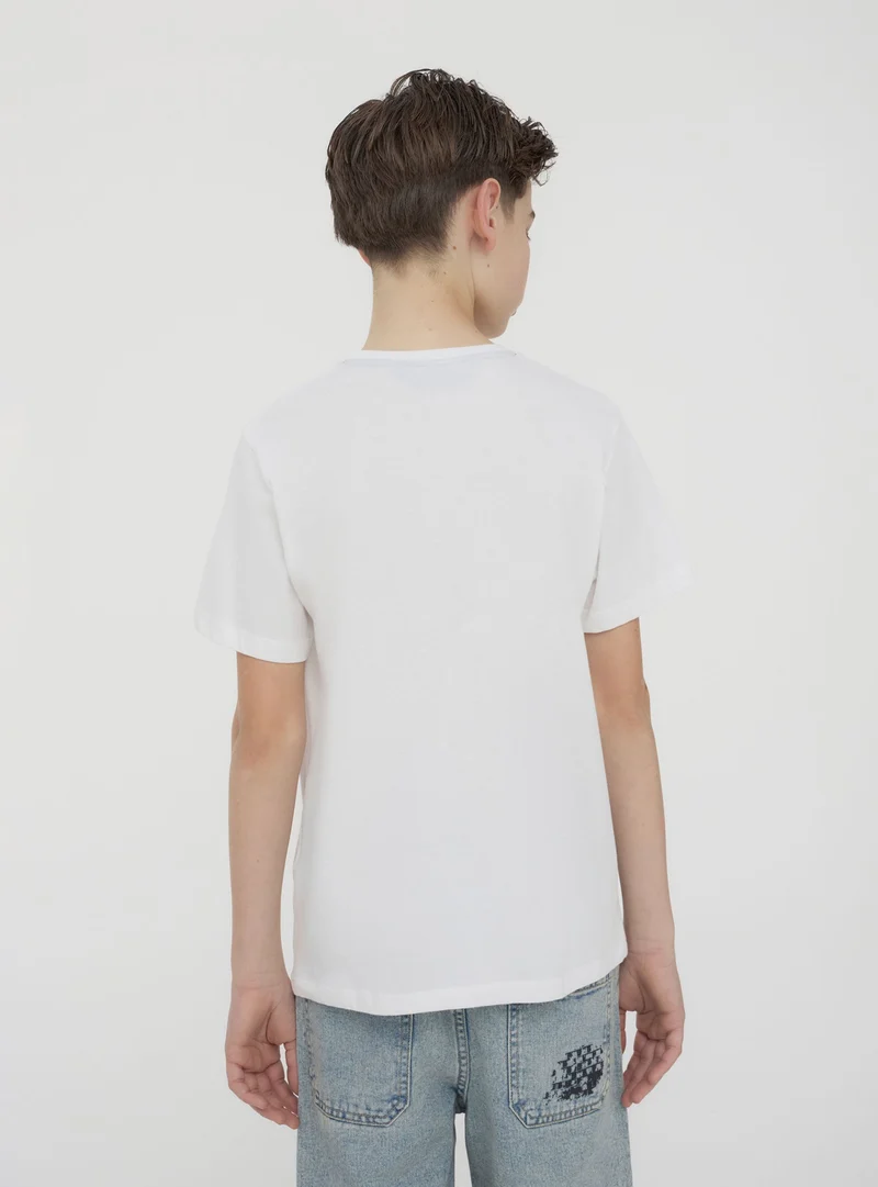 T-shirt con scritta simpatica