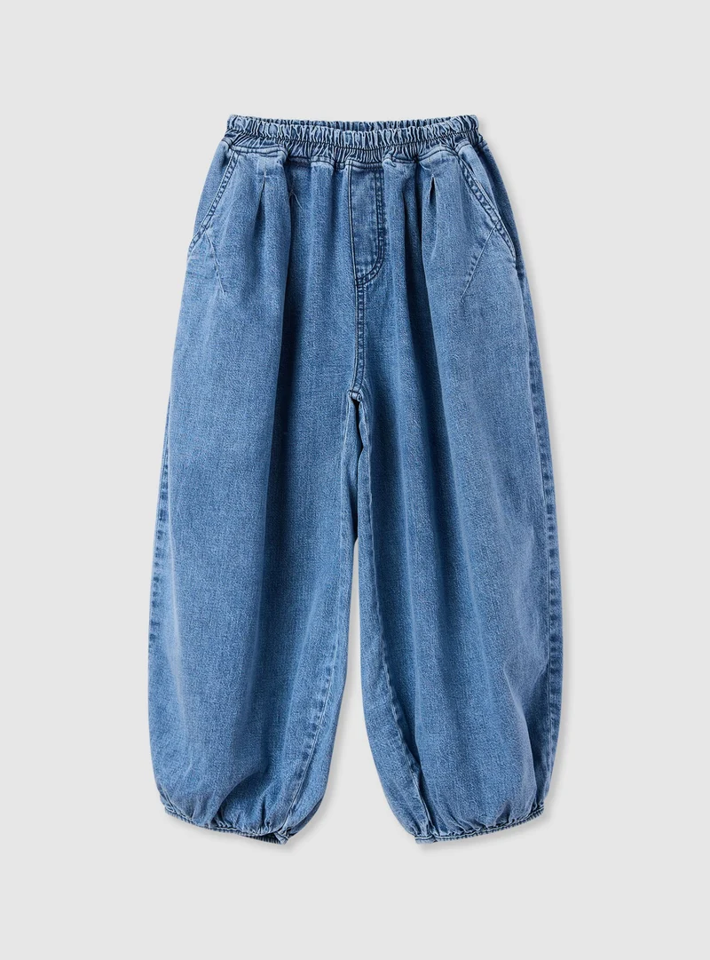 Jeans harem con vita elasticizzata