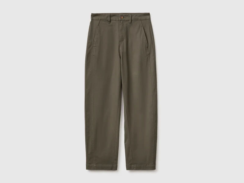 Pantaloni a vita bassa