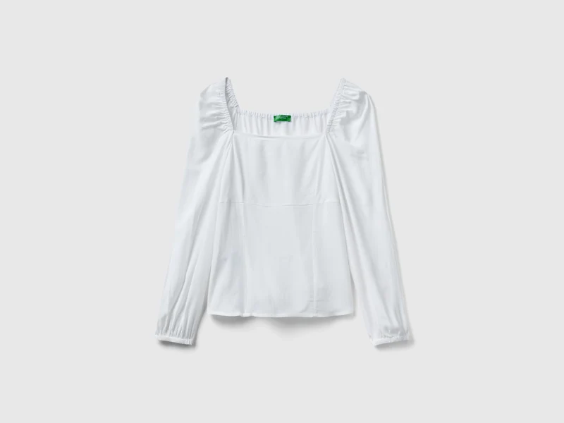 Blusa slim fit scollo quadrato
