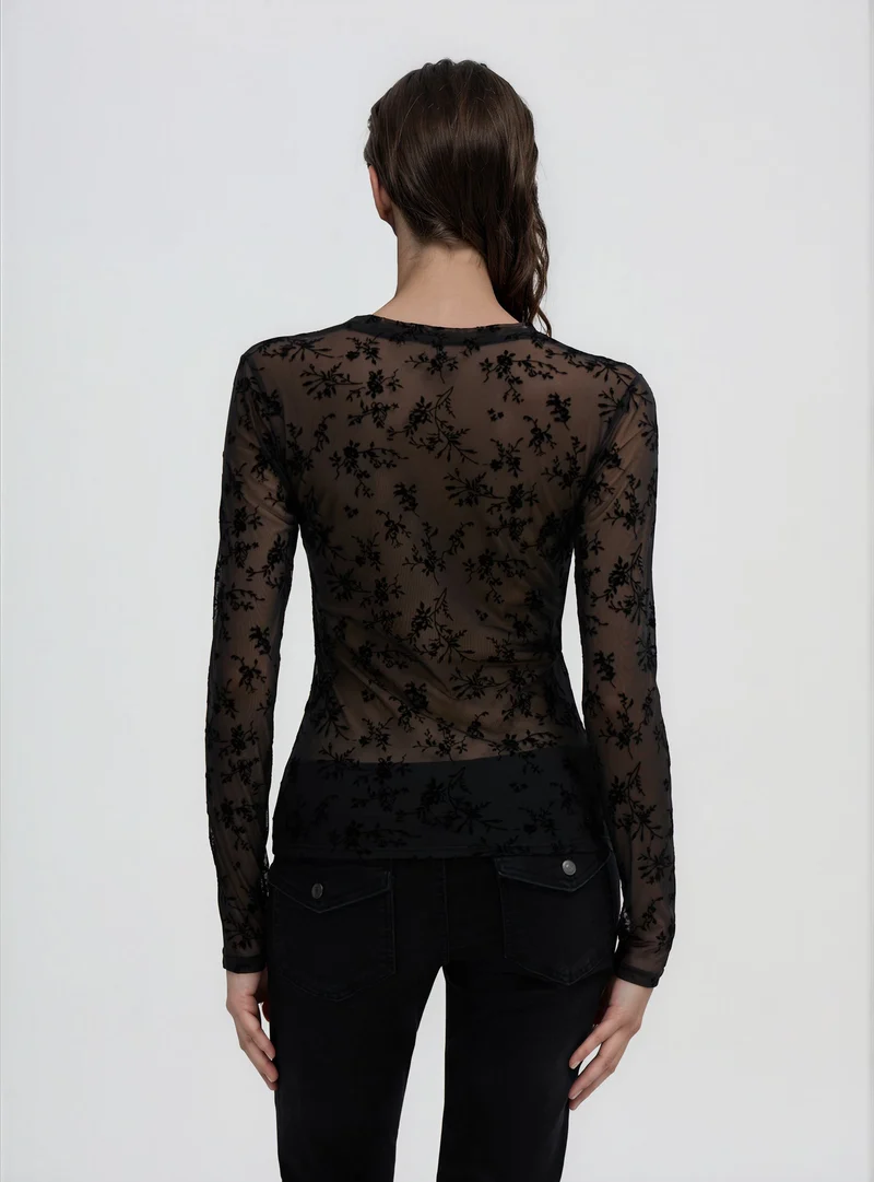 T-shirt a maniche lunghe con stampa floreale flock
