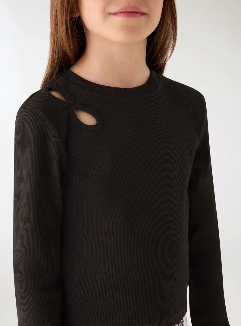 T-shirt crop con cut-out