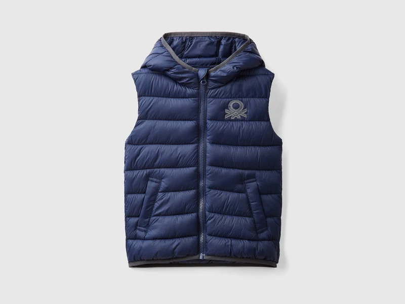 Gilet imbottito con cappuccio