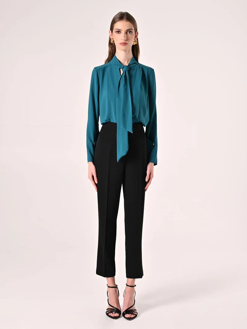 Blusa con Fiocco e Pinces Verde Reale