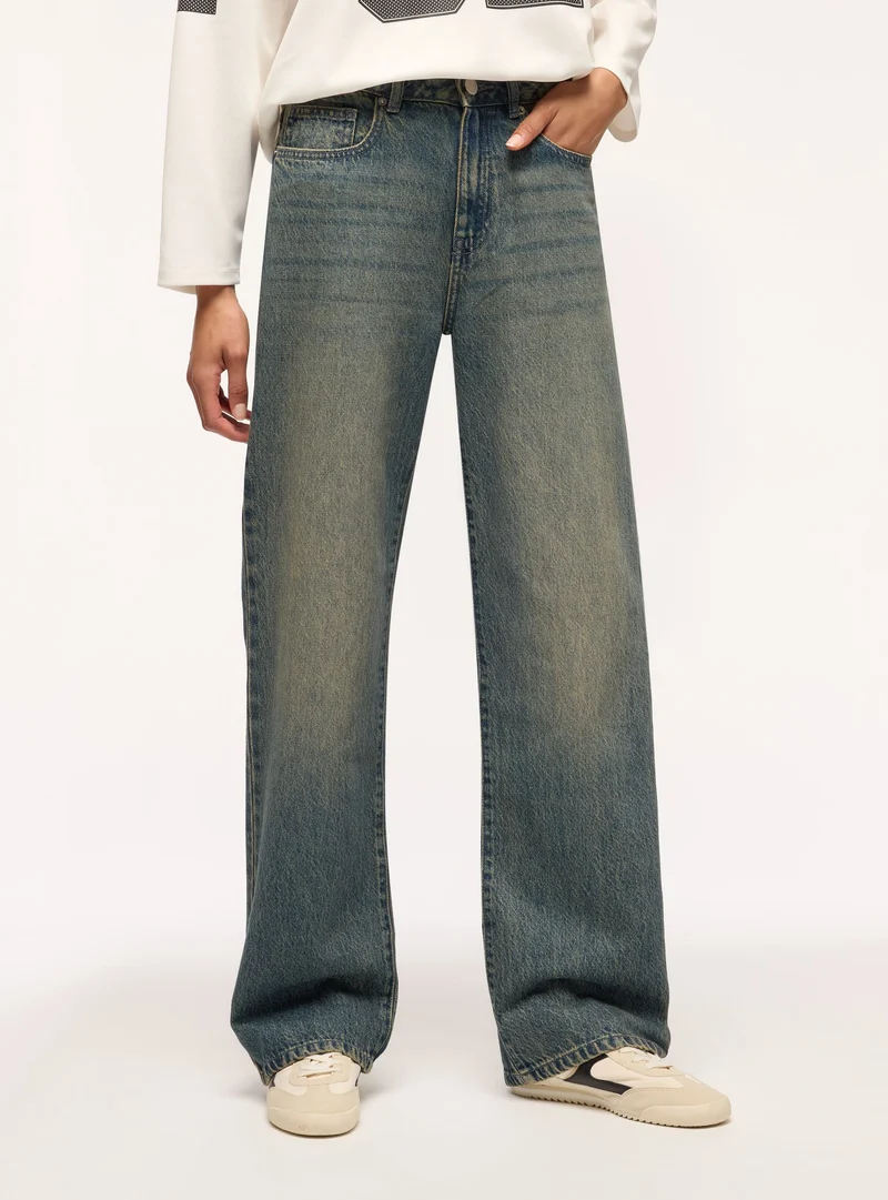 Jeans straight a cinque tasche