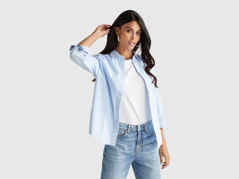 Camicia a righe verticali