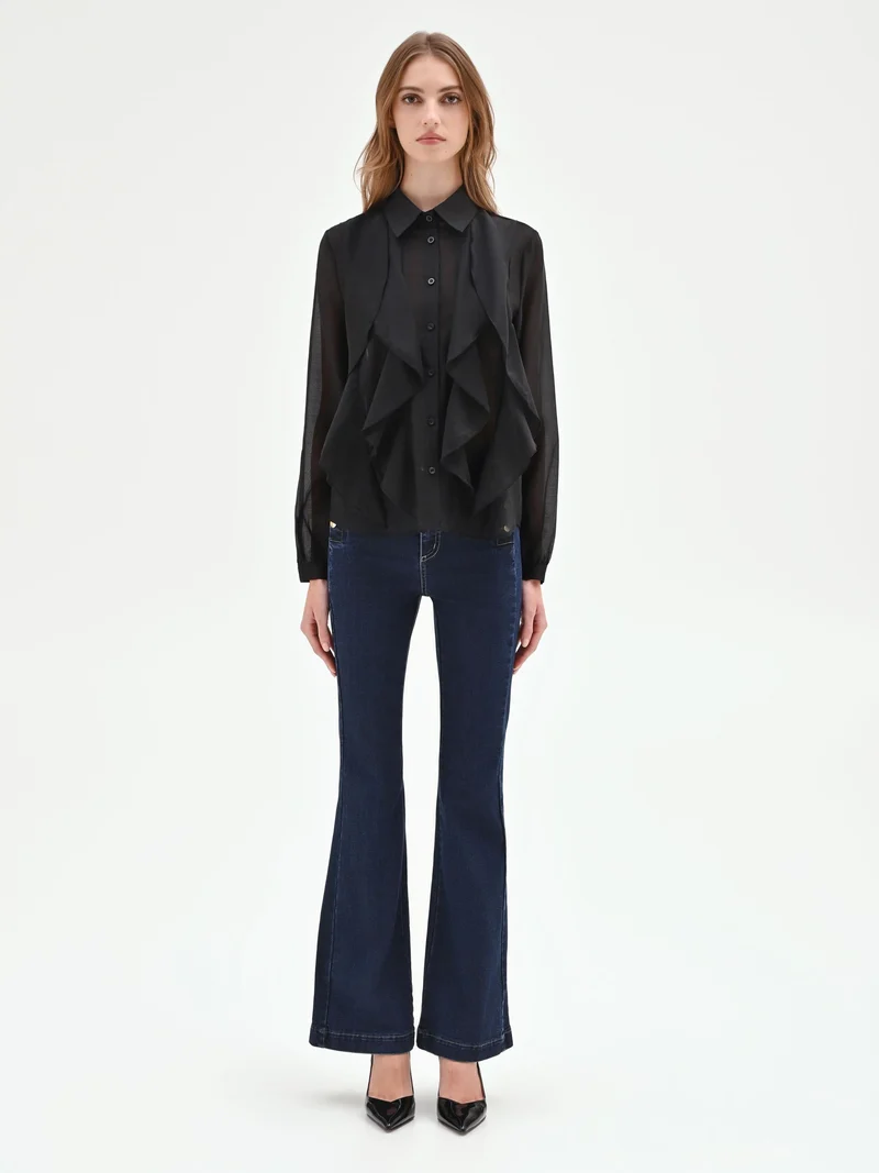 Camicia nera con rouches