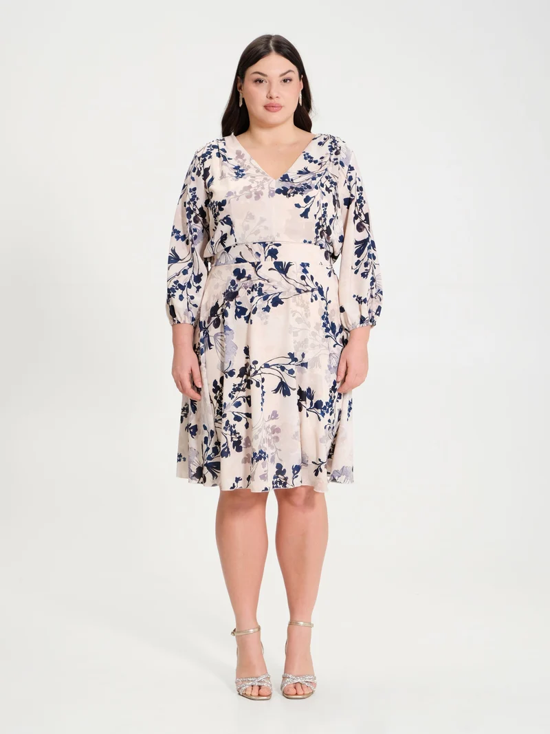 Abito a Ruota Curvy con Stampa Floreale
