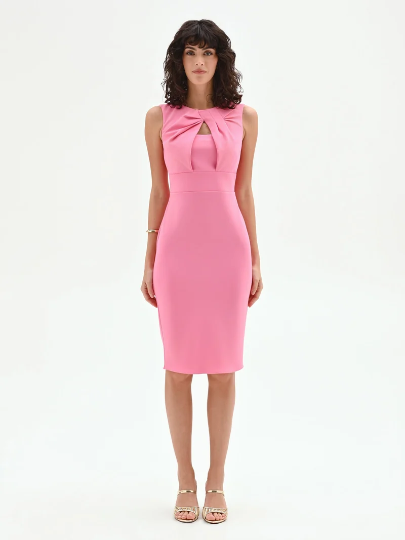 Abito tubino rosa con nodo e cut-out