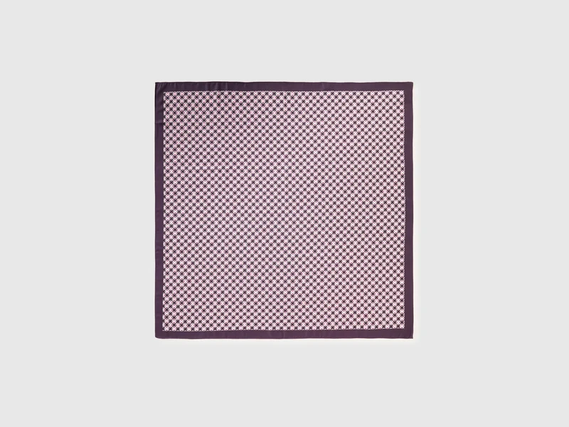 Foulard con stampa fantasia