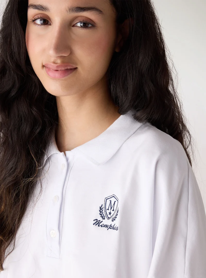 T-shirt polo crop boxy con ricamo