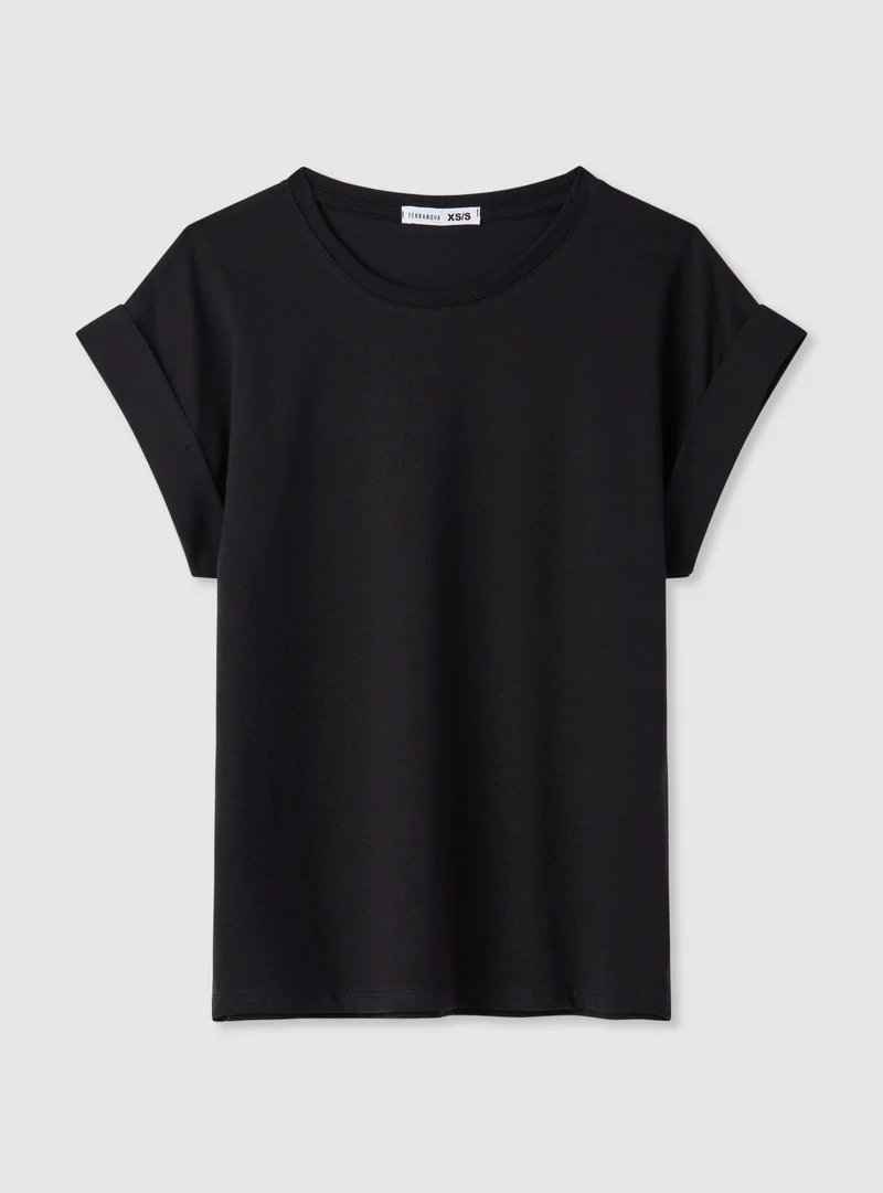 T-shirt a tinta unita con maniche risvoltate