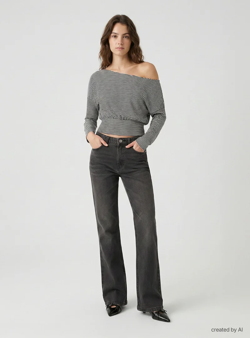 T-shirt con spalle scoperte a righe con elastico in vita