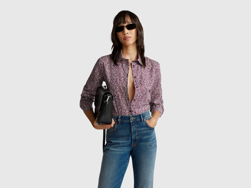 Camicia fantasia in cotone leggero