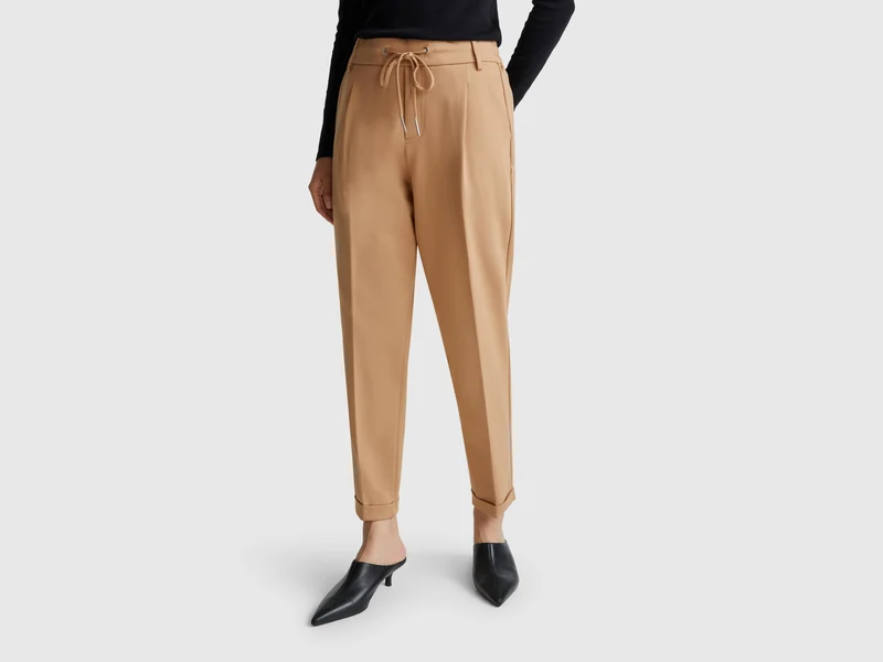 Pantaloni tinta unita con coulisse