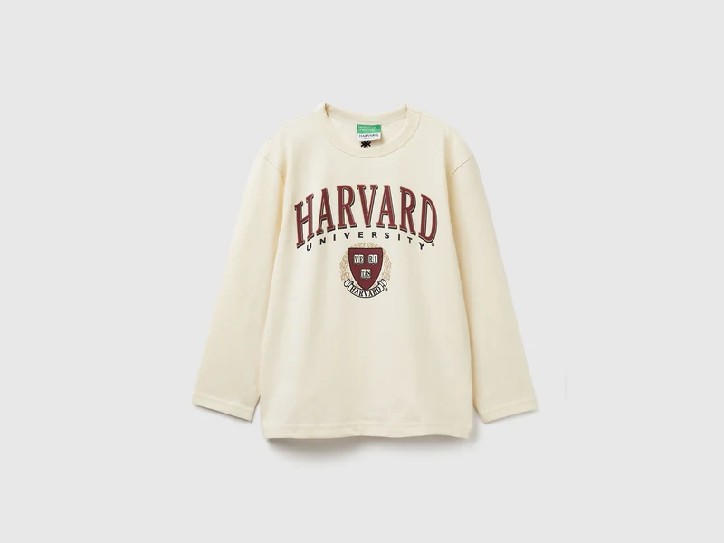 T-shirt ©Harvard University