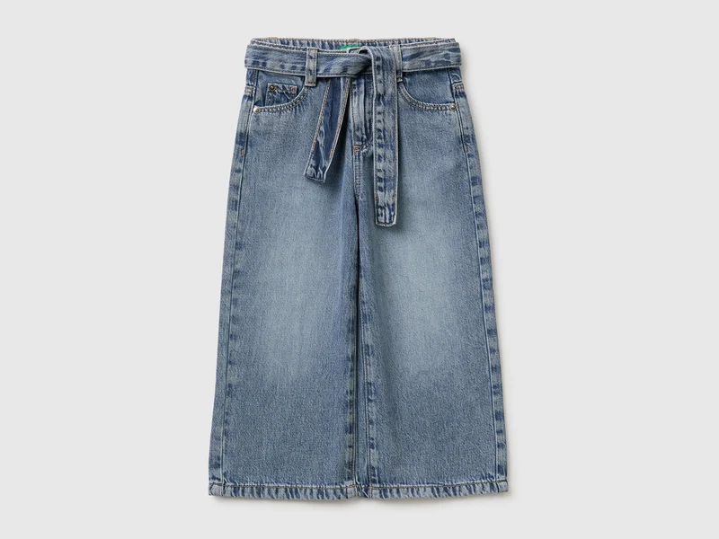 Jeans wide fit con cinturina