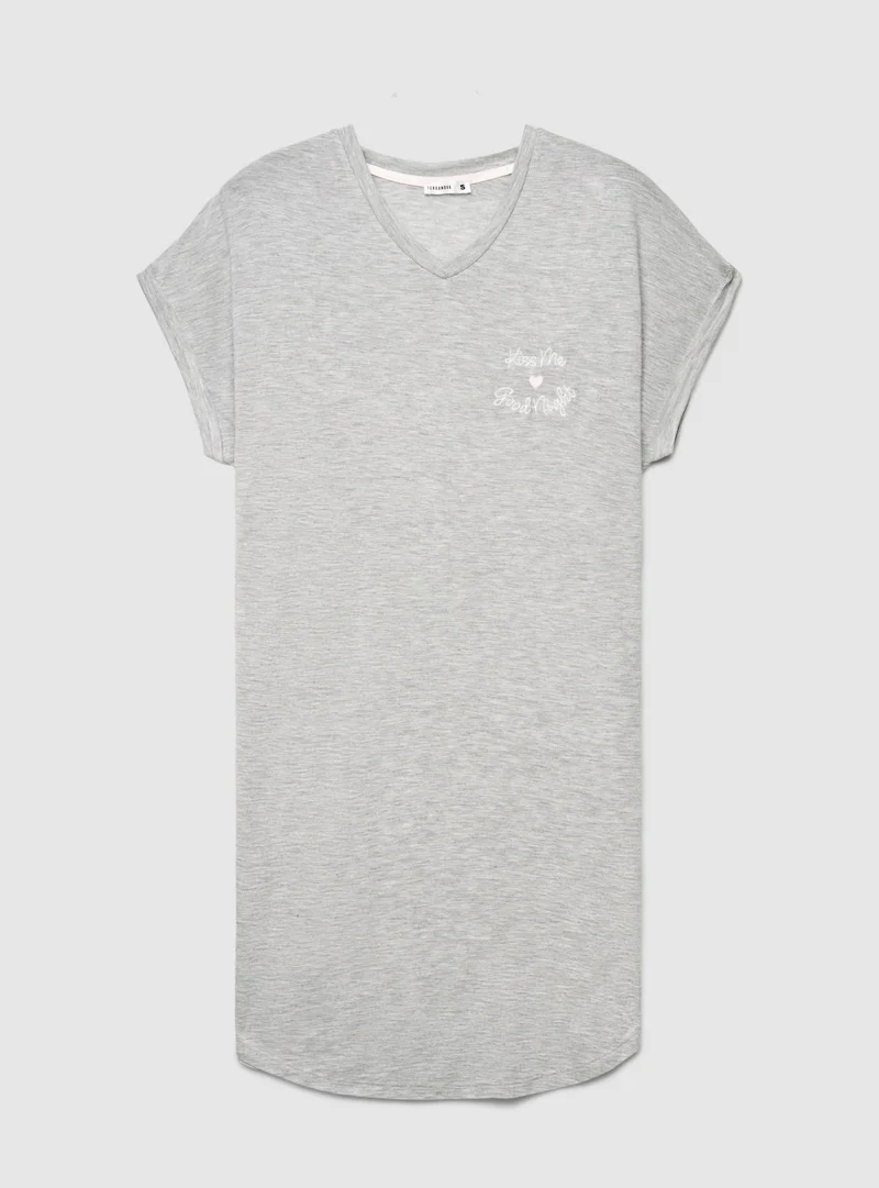 T-shirt maxi Pigiama con scollo a V e scritta