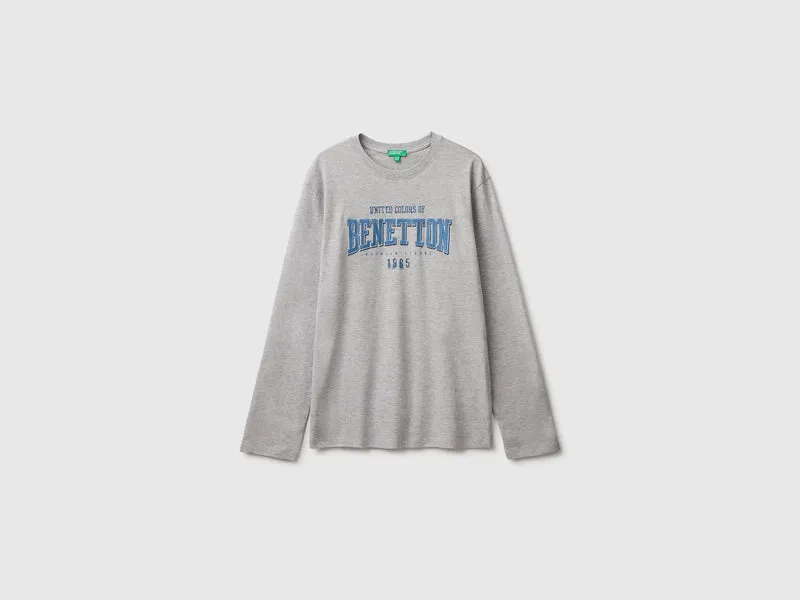 T-shirt con stampa e ricamo