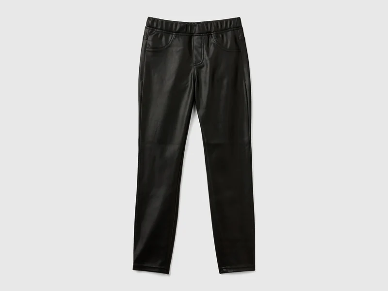 Pantaloni in tessuto spalmato
